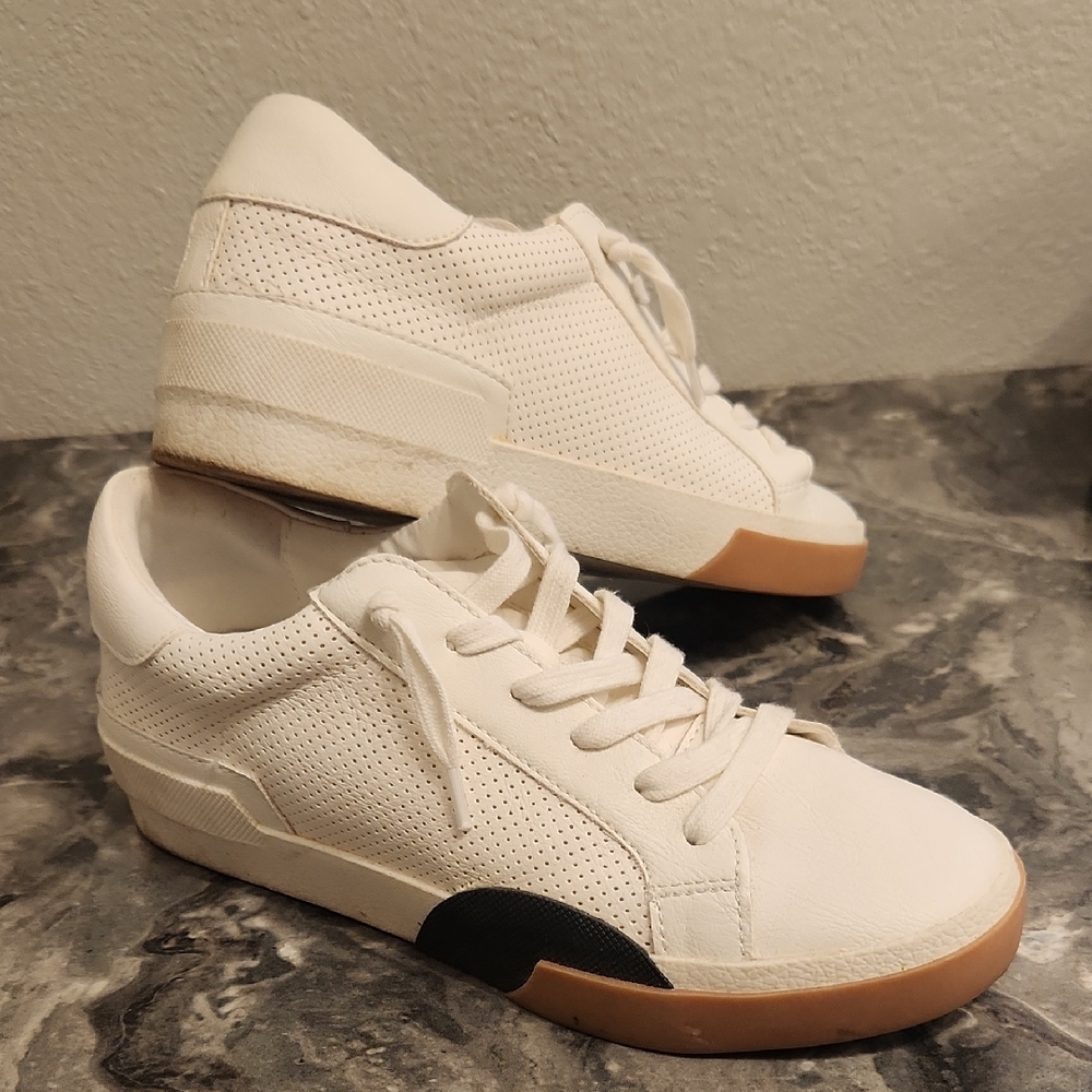 DV by Dolce Vita White and Black Sneakers Sleek Minimalist Design Worn Once